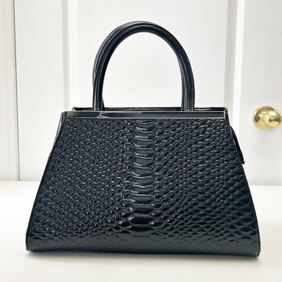 Elegant Black Textured Handbag Purse Structured Shoulder Bag Patent Faux Leather - Picture 2 of 16